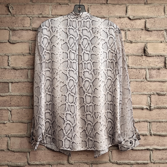 Elie Tahari Silk Satin Terri Blouse Python Print - Picture 10 of 16